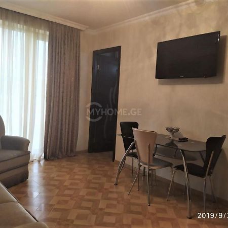 Izi'S Cozy Apartment คูทายสิ ภายนอก รูปภาพ
